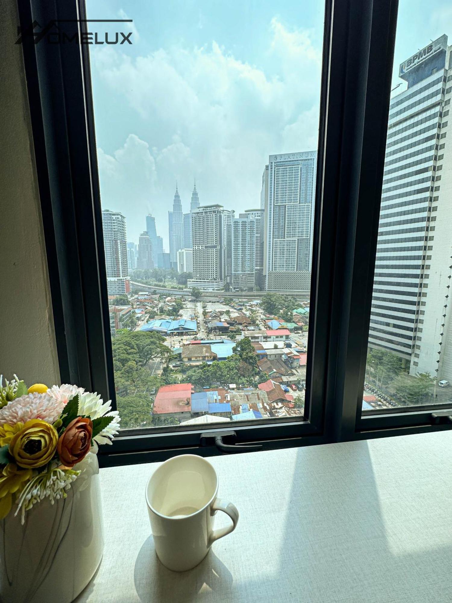 The Colony By Infinitum Best Pool View Klcc Trx Merdeka 118 Kl Tower Kuala Lumpur Exteriör bild